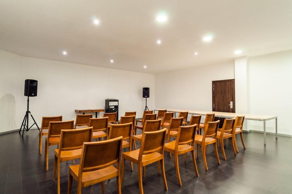 Eth Rioja Hotel Haro Buitenkant foto